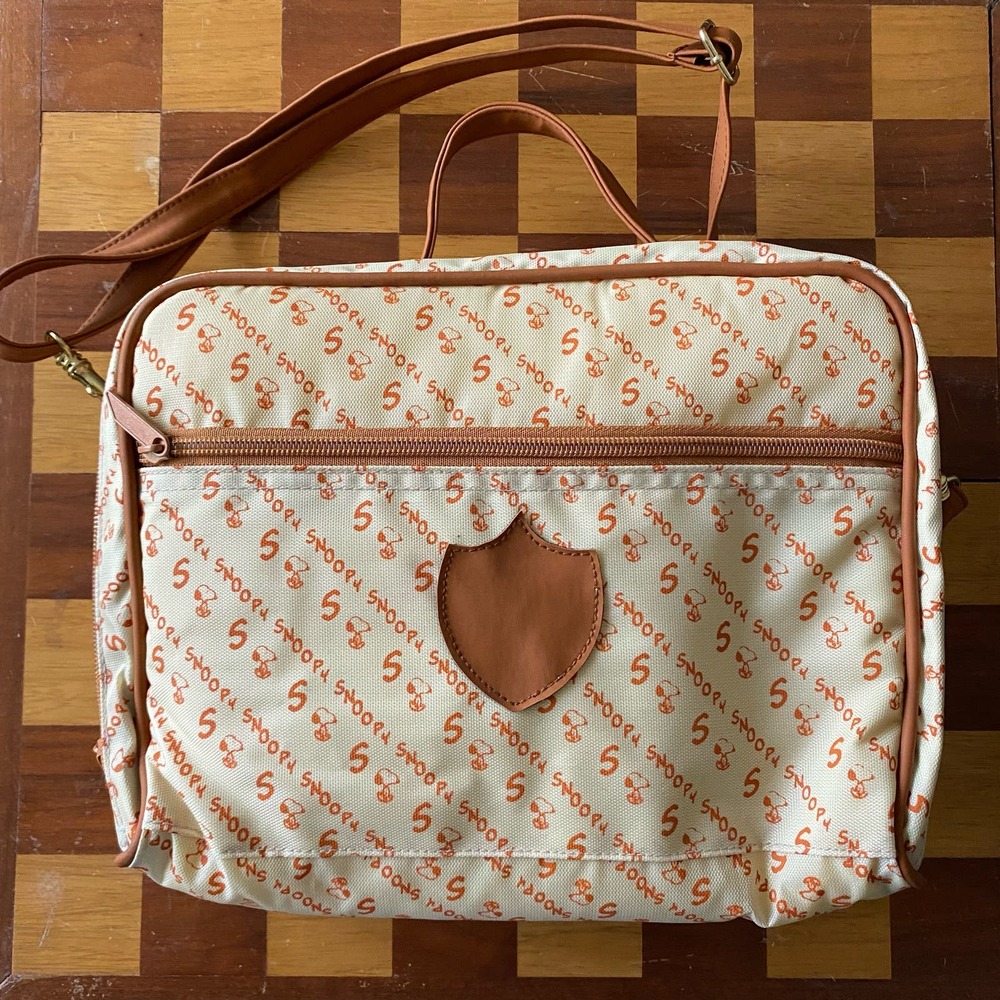 ❌SOLD❌ Vintage Snoopy Peanuts Soft Lunch Box Cross Body Purse *RARE* Aladdin NEW